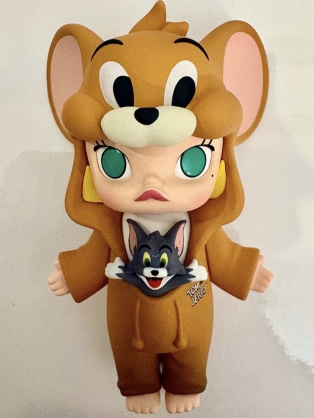 Molly X WB 100th Anniversary Jerry & Tom Collectible Figure By Pop Mart - Picture 4 of 10